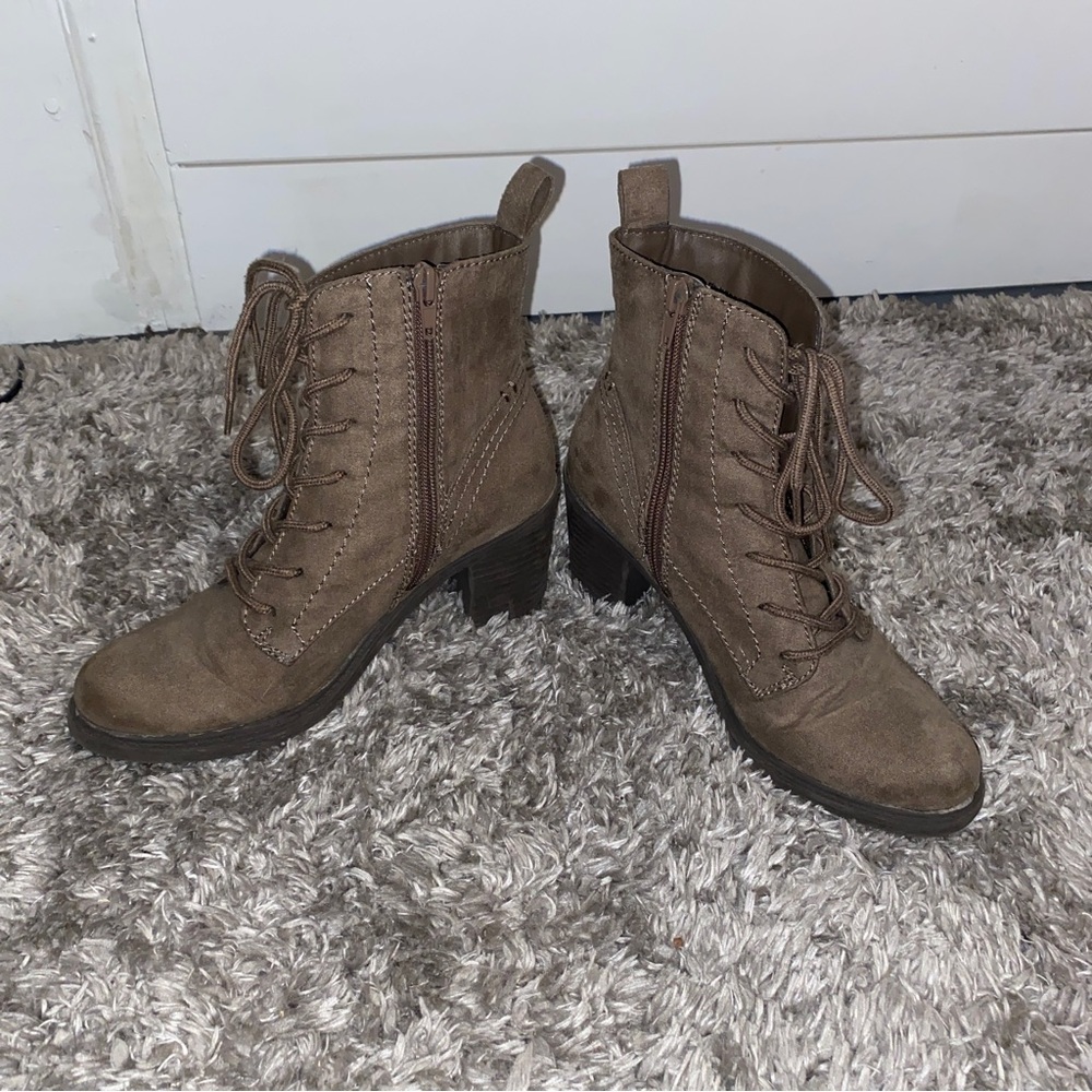 True Craft Booties - Picture 4 of 7